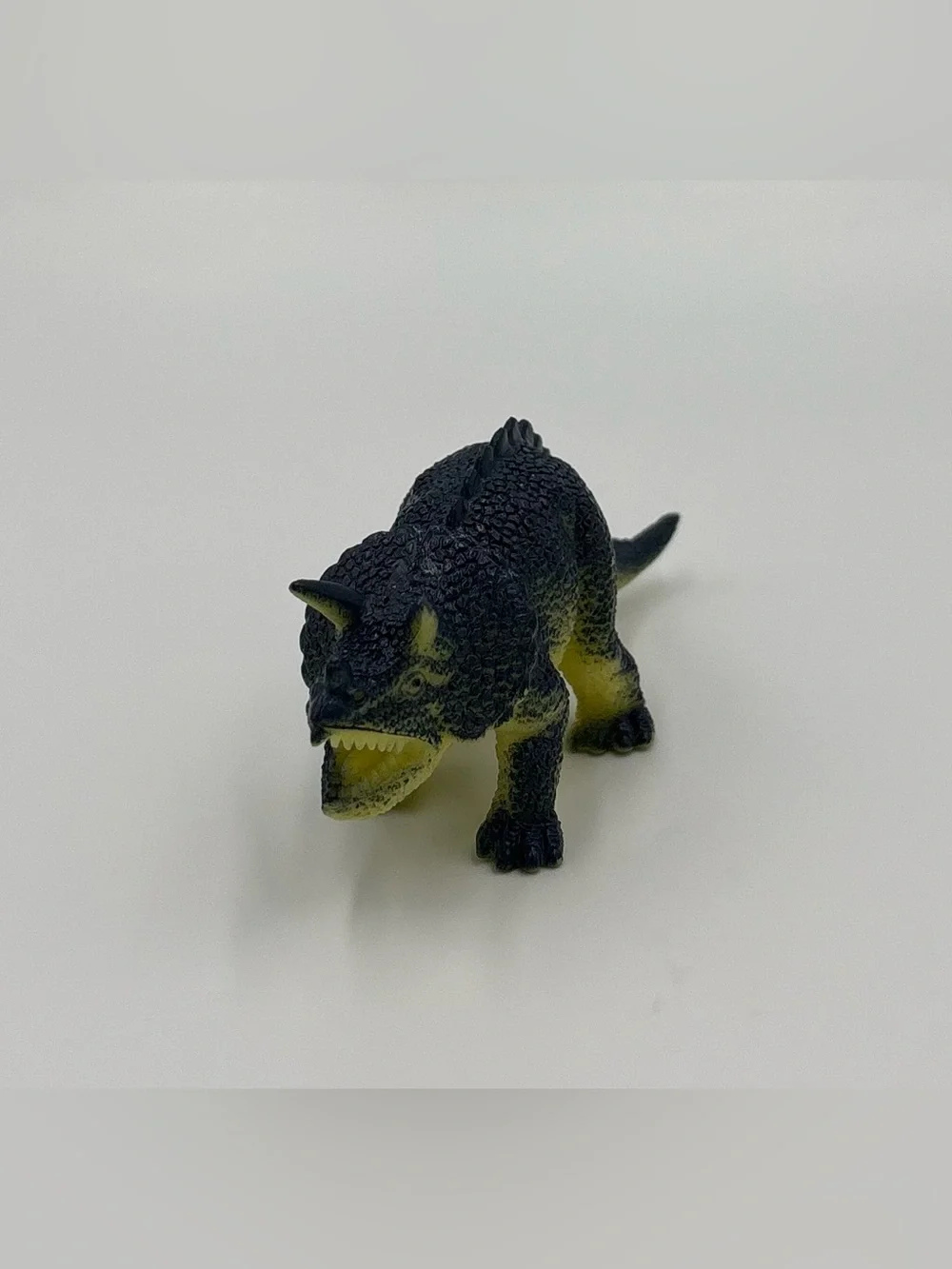 RARE Vintage Retro Dinosaur Figure Toy Lot- Diplodocus + Triceratops